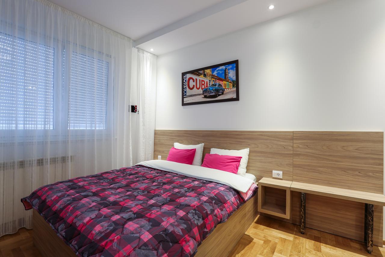 Apartment Promenada 30 Novi Sad Exterior photo